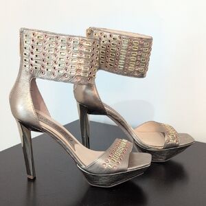 Boutique 9 Gold & bronze Leather Platform High Heel Strap Sandals NWOT Size 6.5